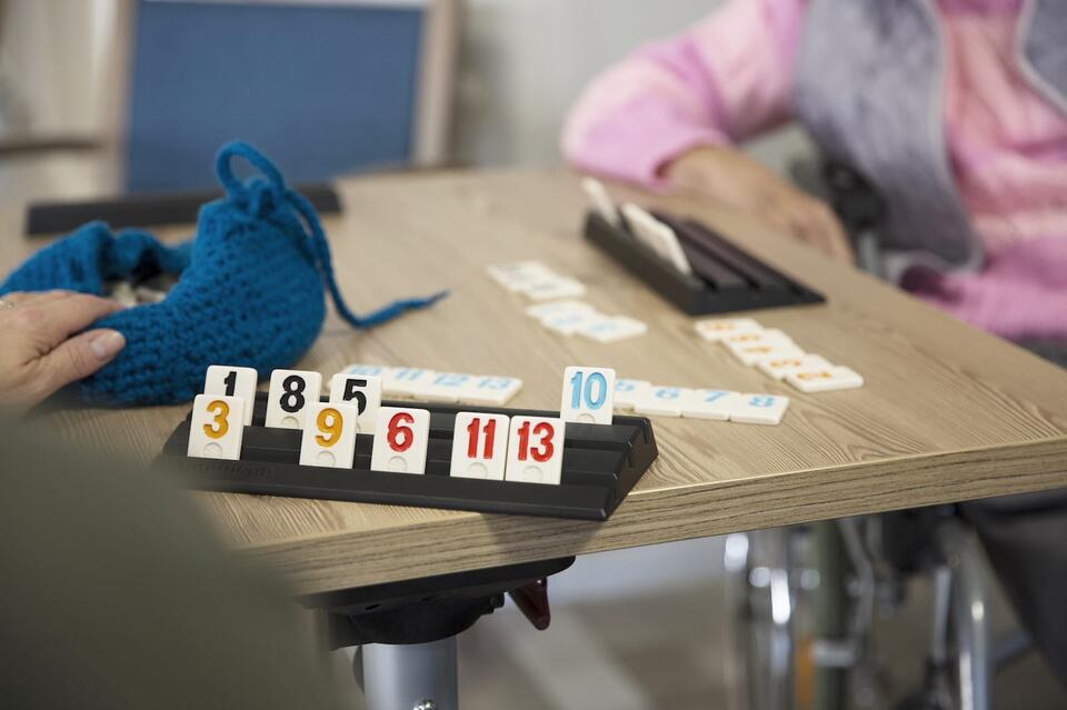 Denksport und Spiel in der Seniorentagesgruppe